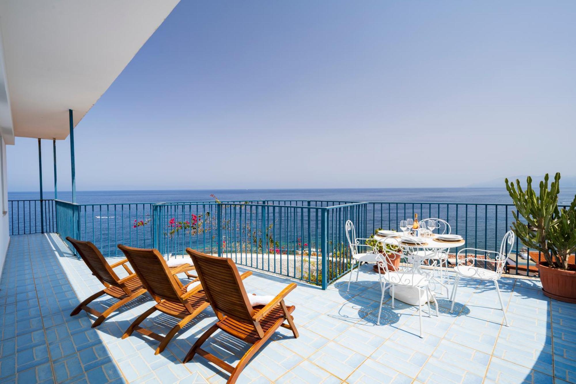 Ferienwohnung Seaview House Cala Gonone Exterior foto