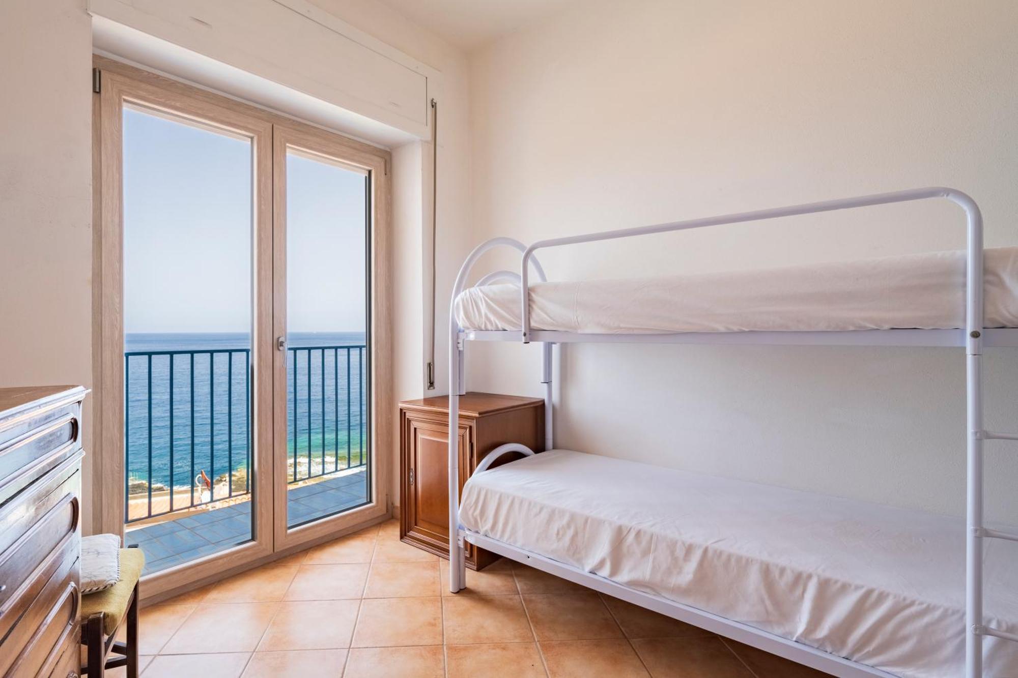 Ferienwohnung Seaview House Cala Gonone Exterior foto