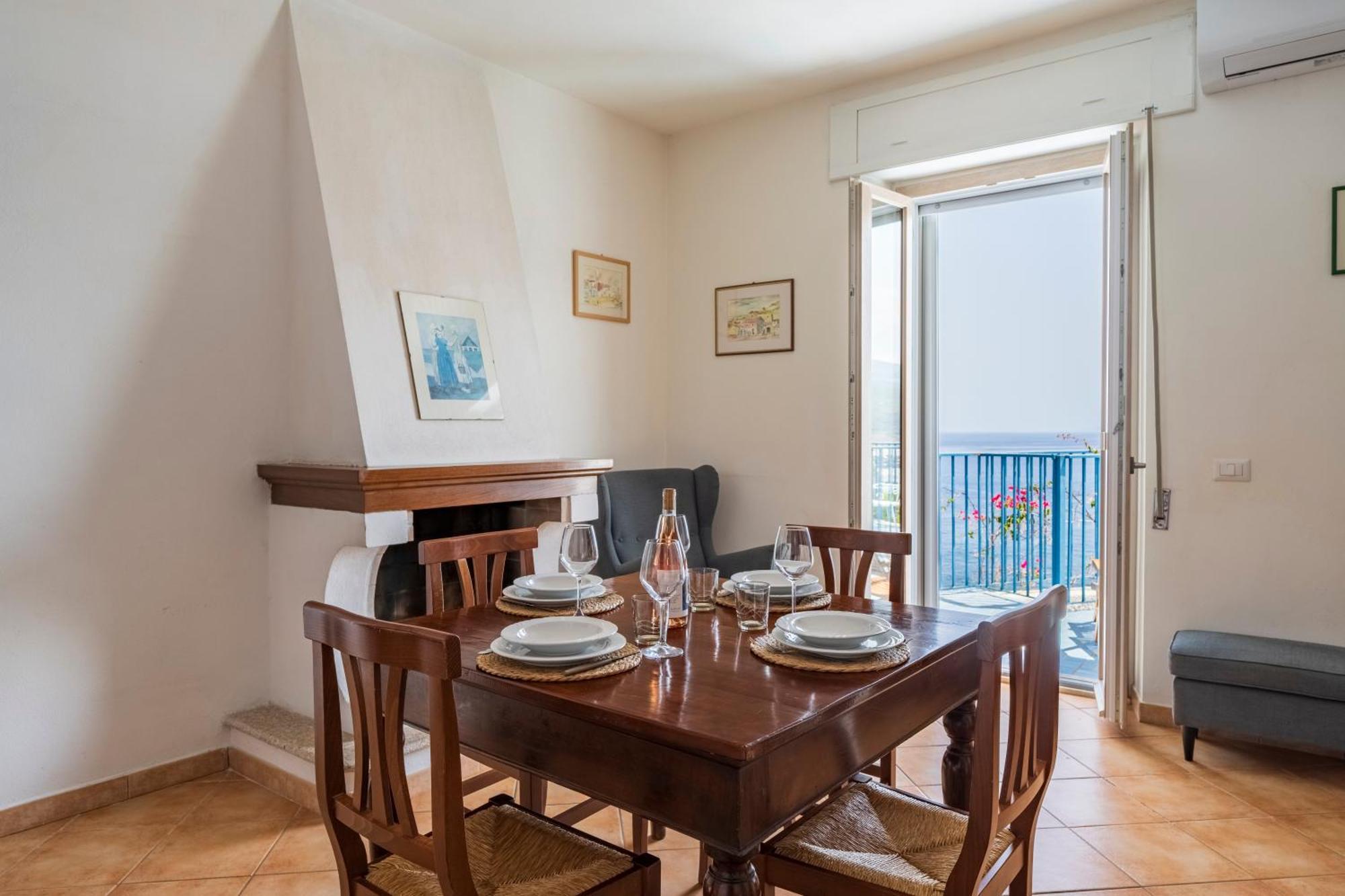 Ferienwohnung Seaview House Cala Gonone Exterior foto