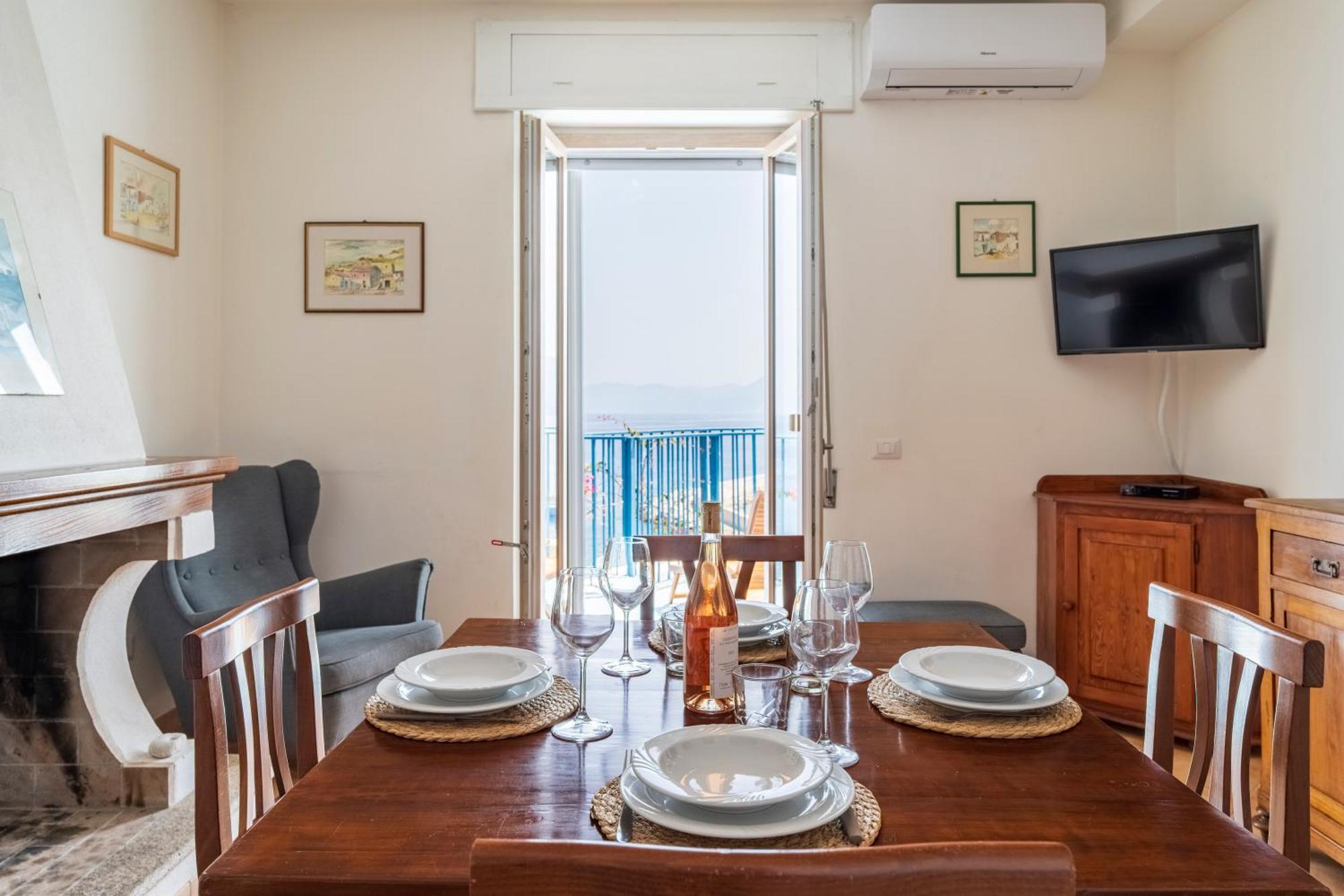 Ferienwohnung Seaview House Cala Gonone Exterior foto