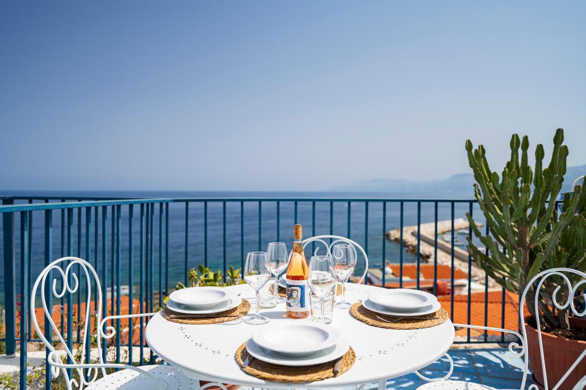 Ferienwohnung Seaview House Cala Gonone Exterior foto